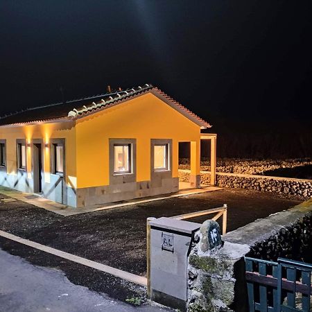 Casa Da Vinha Escondida Al Villa Biscoitos  ภายนอก รูปภาพ