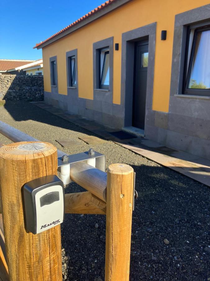 Casa Da Vinha Escondida Al Villa Biscoitos  ภายนอก รูปภาพ